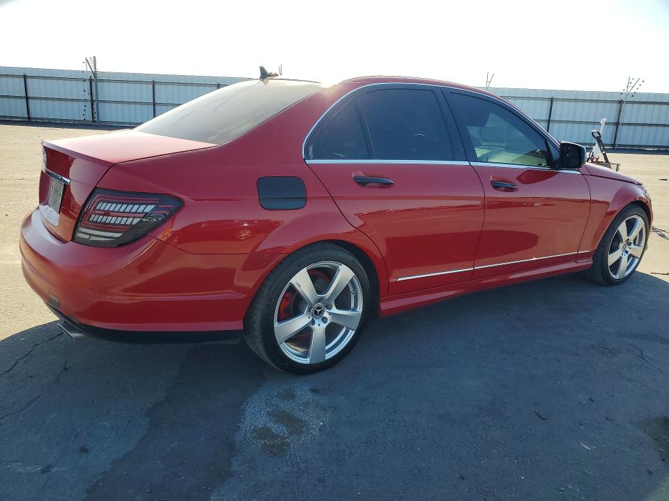 2008 Mercedes-benz C class VIN WDDGF81X88F061912 COPART salvage auction — FRONT END, CA - SALVAGE CERTIFICATE, sold $425 on 2026-07-16 (photo 3)