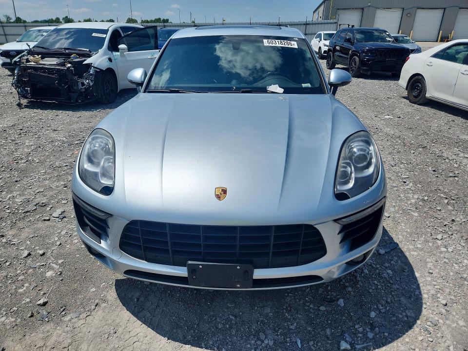 2016 Porsche Macan VIN WP1AB2A55GLB58846 COPART salvage auction — MECHANICAL, MO - CERTIFICATE OF TITLE, sold $6,500 on 2026-08-01 (photo 5)