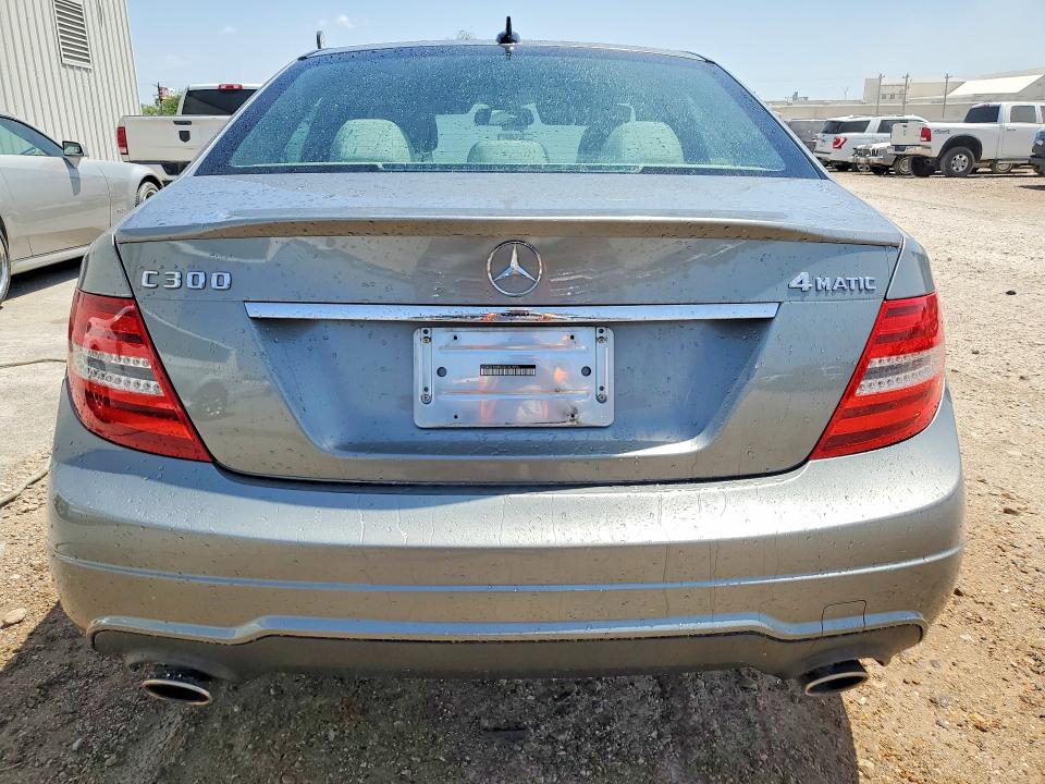 2013 Mercedes-benz C-klasse VIN WDDGF8AB6DG141850 COPART salvage auction — MINOR DENT/SCRATCHES, Tx - Cert Of Title-Rebuilt Salvage (P), sold $1,200 on 2026-08-03 (photo 6)
