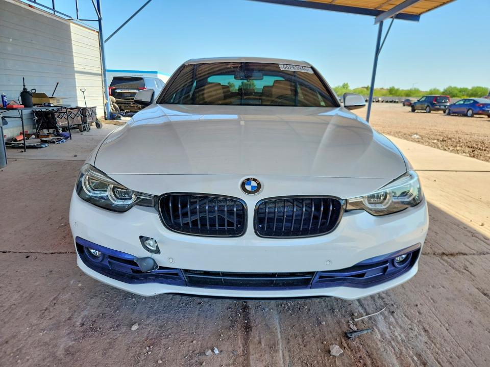 2018 BMW 3er VIN WBA8D9G5XJNU66694 COPART salvage auction — REAR END, Salvage Title, sold $2,550 on 2026-07-28 (photo 5)