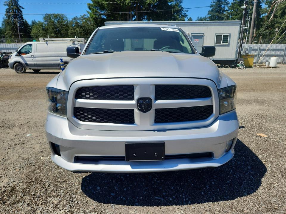 2019 Ram 1500 VIN 1C6RR7FG2KS502145 COPART salvage auction — MINOR DENT/SCRATCHES, WA - VEHICLE CERT OF OWNERSHIP-TITL, sold $3,100 on 2026-08-04 (photo 5)