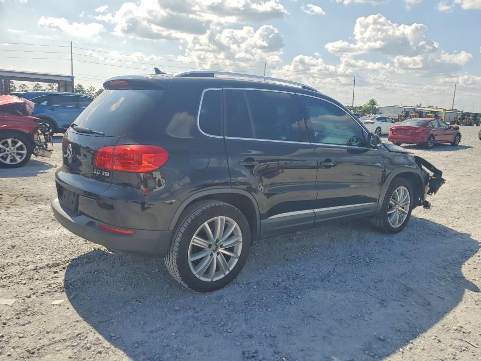 2015 Volkswagen Tiguan VIN WVGAV7AX6FW509764 COPART salvage auction — FRONT END, FL - CERT OF TITLE SLVG REBUILDABLE, sold $1,300 on 2026-08-07 (photo 3)