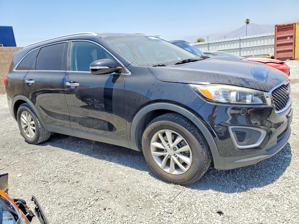 2016 Kia VIN 5XYPG4A3XGG064643 COPART salvage auction — MINOR DENT/SCRATCHES, Ca - Dis/Dlr/Exp Only Clean Title, sold $2,400 on 2026-07-08 (photo 4)