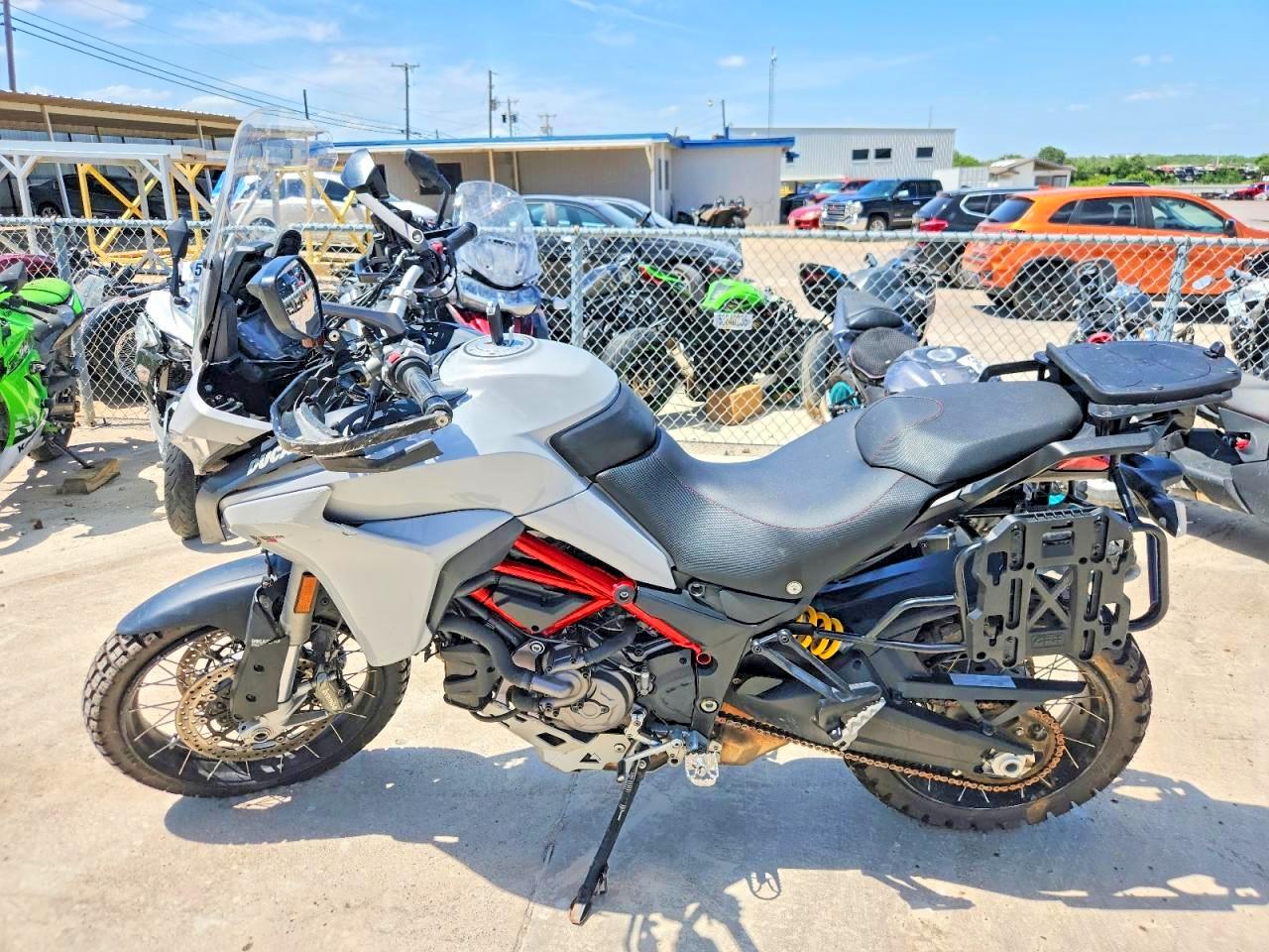 2019 Ducati Multistrada VIN ZDMAAEDT1KB000989 COPART salvage auction — Front End, AR - CERTIFICATE OF TITLE, sold $3,000 on 2026-08-06 (photo 3)