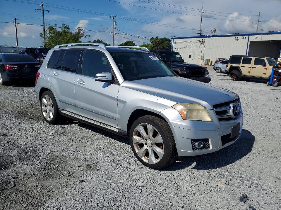 2010 Mercedes-benz Glk-class VIN WDCGG8HB1AF321648 COPART salvage auction — MINOR DENT/SCRATCHES, Ga - Certificate Of Title, sold $1,050 on 2026-07-10 (photo 4)