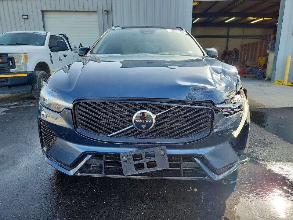 2026 Volvo Xc60 VIN YV4M12RC4T1458224 COPART salvage auction — FRONT END, Tx - Certificate Of Title, sold $14,700 on 2026-08-05 (photo 5)