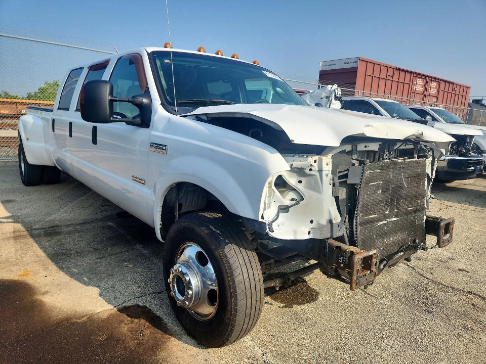 2005 Ford F-350 super duty VIN 1FTWW33P45EA59968 COPART salvage auction — FRONT END, Oh - Cert Of Ttl-Reblt Slvg, Flood, sold $7,100 on 2026-07-22 (photo 4)