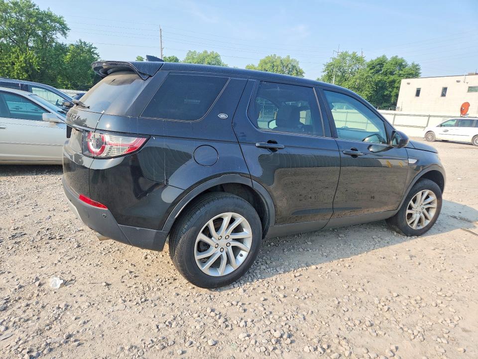 2017 Land rover Discovery VIN SALCR2BG7HH657120 COPART salvage auction — MINOR DENT/SCRATCHES, Oh - Certificate Of Title (P), sold $4,200 on 2026-07-27 (photo 3)