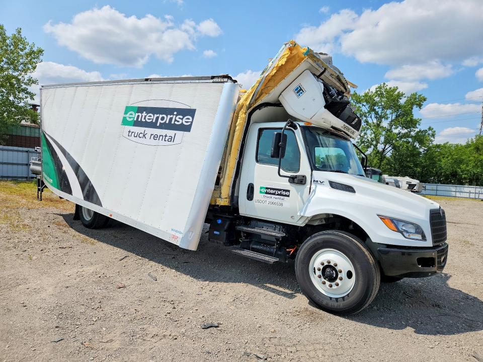 2025 International Mv-series VIN 3HAEUMML6SL166577 COPART salvage auction — ROOF, Il - Junking Cert Of A Vehicle (P), sold $10,000 on 2026-07-30 (photo 4)