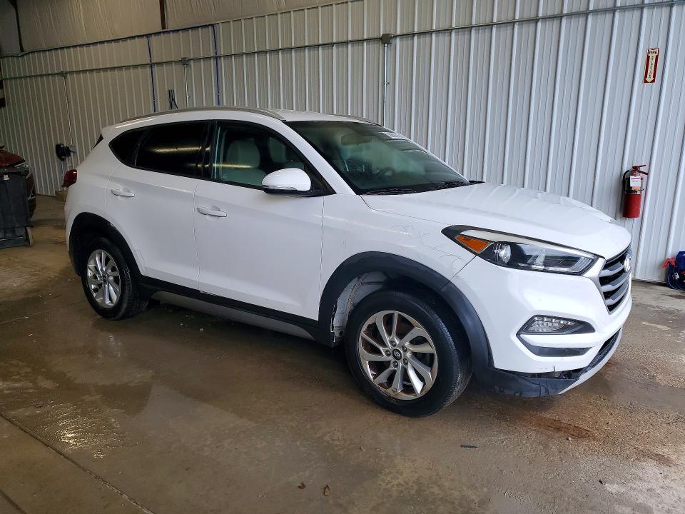 2017 Hyundai Tucson VIN KM8J3CA25HU308150 COPART salvage auction — MECHANICAL, Wv - Certificate Of Title, sold $1,200 on 2026-07-29 (photo 4)