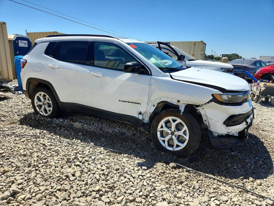 2025 Jeep Compass VIN 3C4NJDBN1ST547478 COPART salvage auction — FRONT END, Ca - Non-Repairable Vehicle Cert, sold $3,050 on 2026-07-29 (photo 4)