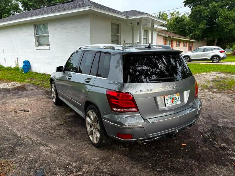 2011 Mercedes-benz Glk-class VIN WDCGG5GB4BF650409 COPART salvage auction — MINOR DENT/SCRATCHES, Fl - Certificate Of Title (P), sold $200 on 2026-07-28 (photo 3)