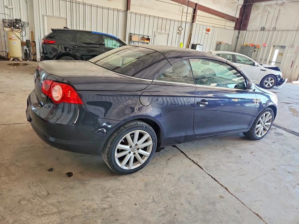 2008 Volkswagen Eos VIN WVWBA71F58V001029 COPART salvage auction — REAR END, WI - JUNKED VEHICLE BILL OF SALE, sold $250 on 2026-07-27 (photo 3)