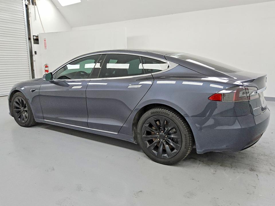 2018 Tesla Model s VIN 5YJSA1E21JF247794 COPART salvage auction — MINOR DENT/SCRATCHES, Tx - Certificate Of Title, sold $14,200 on 2026-07-28 (photo 2)