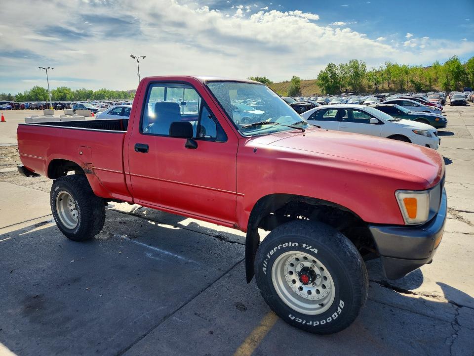 1989 Toyota Pickup VIN JT4VN01D0K2001536 COPART salvage auction — FRONT END, Co - Certificate Of Title, sold $5,000 on 2026-07-29 (photo 4)