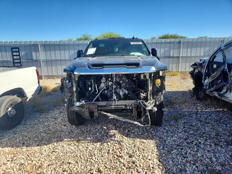 2022 Gmc VIN 1GT49WEY1NF250487 COPART salvage auction — FRONT END, AZ - CERT OF TITLE - SALVAGE, sold $10,400 on 2026-07-24 (photo 5)
