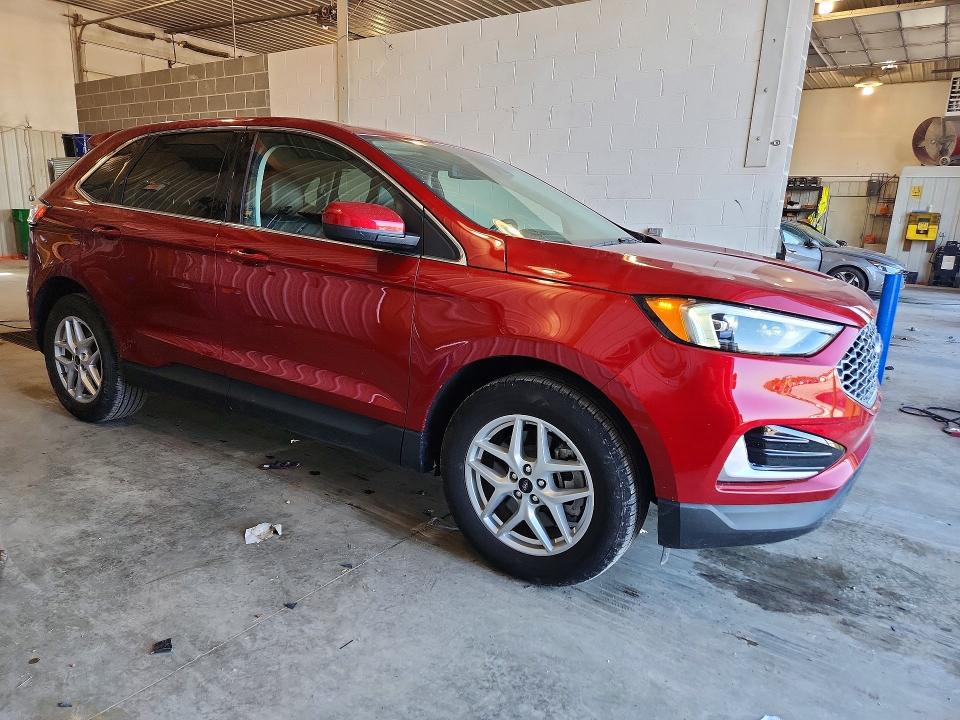 2024 Ford Edge VIN 2FMPK4J97RBA80305 COPART salvage auction — MINOR DENT/SCRATCHES, FL - CERTIFICATE OF TITLE, sold $14,500 on 2026-07-27 (photo 4)