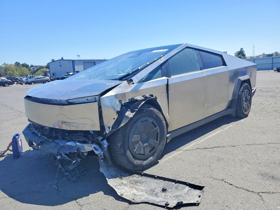 2024 Tesla Cybertruck VIN 7G2CEHED4RA050983 — COPART salvage auction photo
