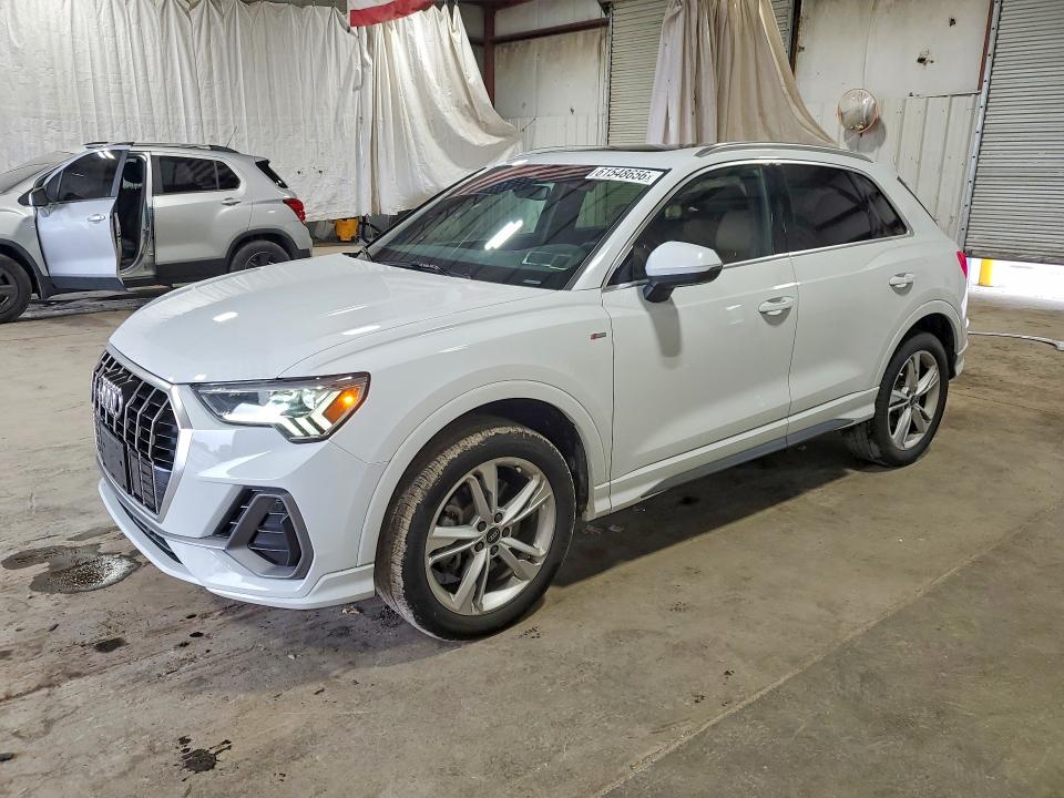 2022 Audi Q3 VIN WA1EECF35N1119992 — COPART salvage auction photo