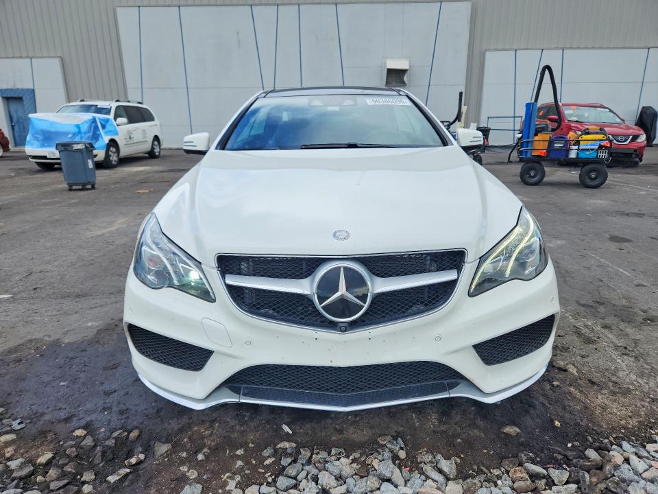 2017 Mercedes-benz E-klasse VIN WDDKJ6FB5HF360638 COPART salvage auction — SIDE, Fl - Cert Of Title Slvg Rebuildable, sold $5,500 on 2026-08-17 (photo 5)