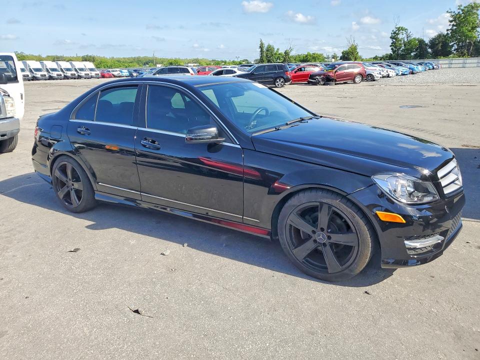 2013 Mercedes-benz C class VIN WDDGF4HB5DA797538 COPART salvage auction — WATER/FLOOD, Fl - Certificate Of Title, sold $375 on 2026-07-31 (photo 4)