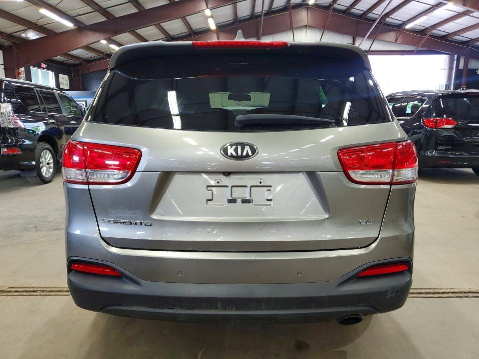 2016 Kia Sorento VIN 5XYPGDA52GG089912 COPART salvage auction — MINOR DENT/SCRATCHES, MT - CERTIFICATE OF TITLE (P), sold $3,500 on 2026-07-27 (photo 6)