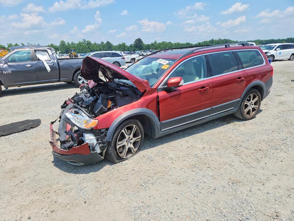 2013 Volvo Xc70 VIN YV4902BZ0D1166787 COPART salvage auction — FRONT END, SC - DEALER ONLY SALVAGE TITLE, sold $200 on 2026-07-27 (photo 1)