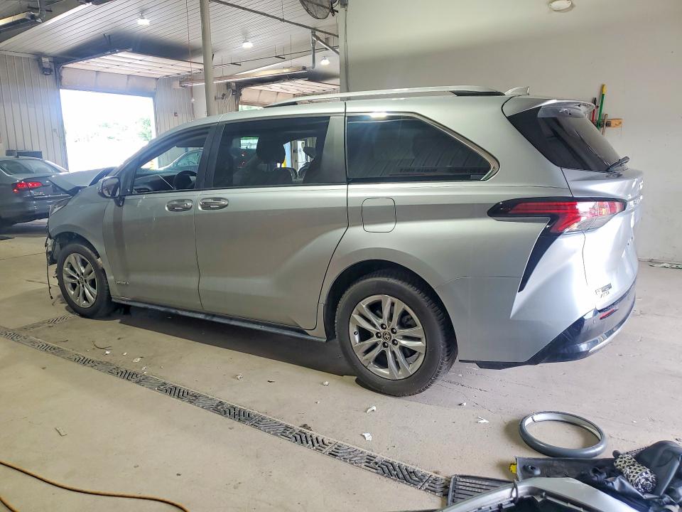 2021 Toyota Sienna VIN 5TDZSKFC9MS005148 COPART salvage auction — FRONT END, Pa - Certificate Of Salvage, sold $10,100 on 2026-07-13 (photo 2)