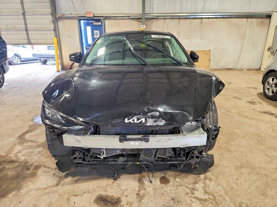 2024 Kia Ev6 VIN KNDC34LA3R5214643 COPART salvage auction — FRONT END, PA - CERTIFICATE OF SALVAGE, sold $6,300 on 2026-07-27 (photo 5)