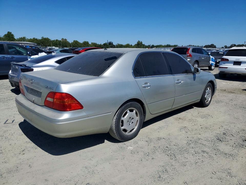2002 Lexus Ls 430 VIN JTHBN30F420082235 COPART salvage auction — FRONT END, Ca - Dis/Dlr/Exp Only Clean Title, sold $1,700 on 2026-07-21 (photo 3)