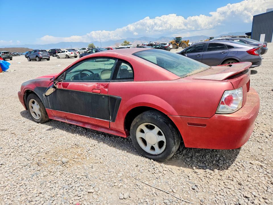 2000 Ford Mustang VIN 1FAFP4048YF104640 COPART salvage auction — MINOR DENT/SCRATCHES, Ut - Cert Of Title-Rebuilt/Restored, sold $225 on 2026-07-10 (photo 2)