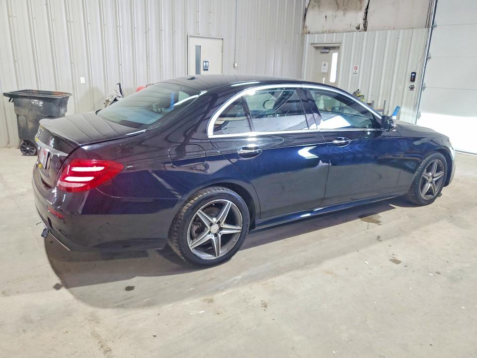 2017 Mercedes-benz E-klasse VIN WDDZF4KB2HA147413 COPART salvage auction — MINOR DENT/SCRATCHES, Salvage Title, sold $1,600 on 2026-08-20 (photo 3)