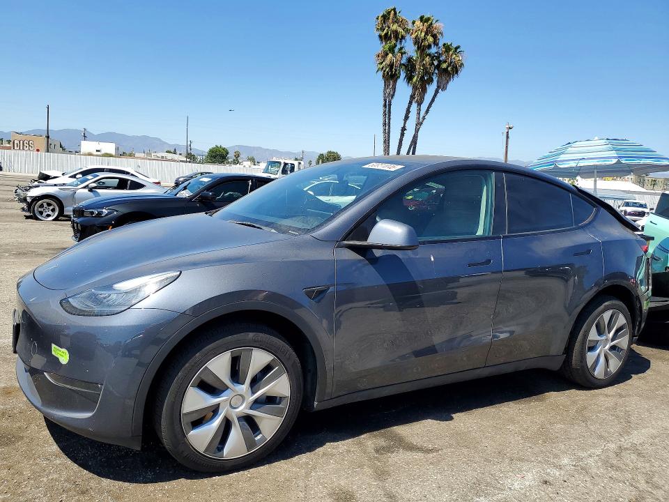 2023 Tesla Model y VIN 7SAYGDEE6PA035051 — COPART salvage auction photo