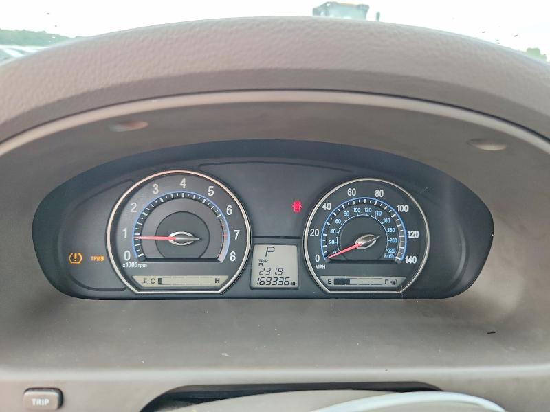 2007 Kia Optima VIN KNAGE123775146788 COPART salvage auction — SIDE, Fl - Cert Of Title Slvg Rebuildable, sold $450 on 2026-07-17 (photo 9)