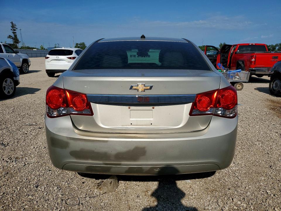 2013 Chevrolet Cruze VIN 1G1PE5SB1D7312104 COPART salvage auction — MINOR DENT/SCRATCHES, IA - CERT OF TITLE-PRIOR SALVAGE, sold $708 on 2026-07-28 (photo 6)