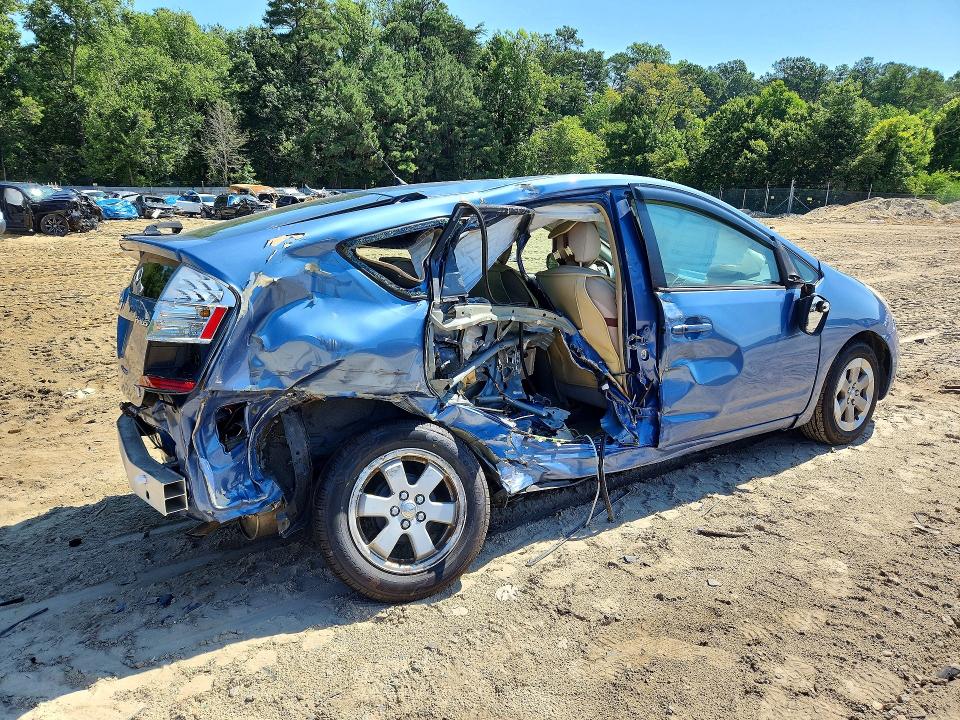2005 Toyota Prius VIN JTDKB20U957047768 COPART salvage auction — REAR END, Md - Cert Of Salvage < 75% Damage, sold $300 on 2026-07-28 (photo 3)