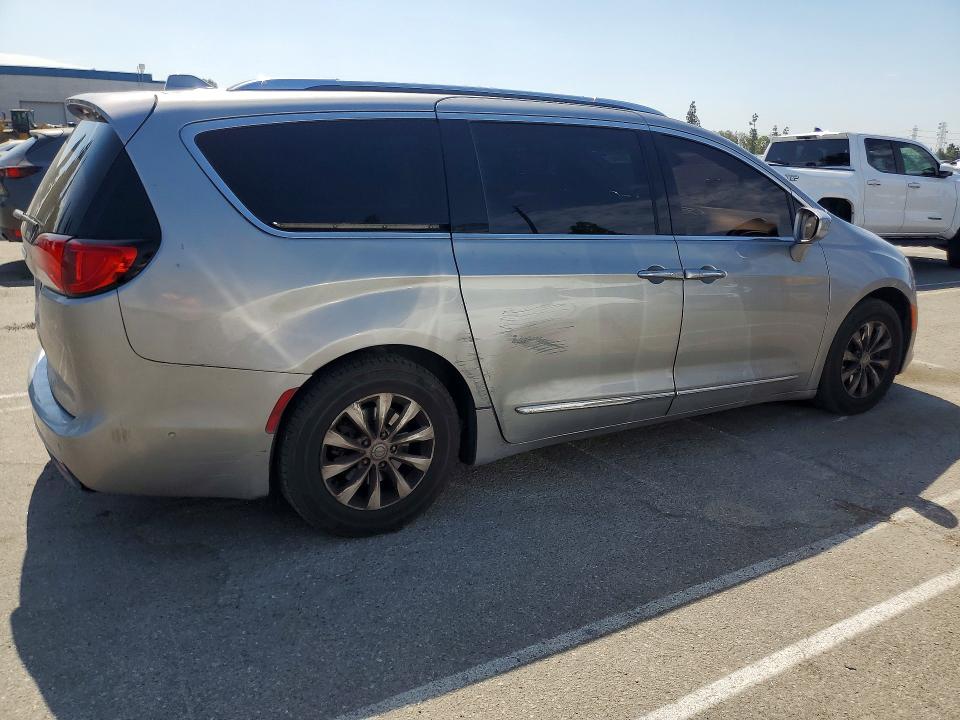 2018 Chrysler Pacifica VIN 2C4RC1BG2JR233691 COPART salvage auction — SIDE, Ca - Cert Of Title-Salvaged, sold $2,150 on 2026-09-08 (photo 3)