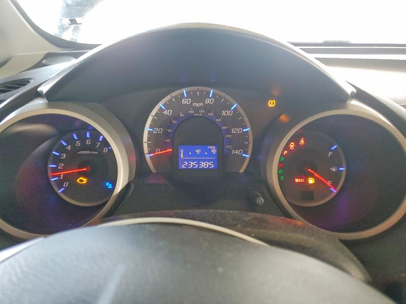 2009 Honda Fit VIN JHMGE88419S018741 COPART salvage auction — MINOR DENT/SCRATCHES, Ca - Dis/Dlr/Exp Only Clean Title, sold $825 on 2026-07-30 (photo 9)