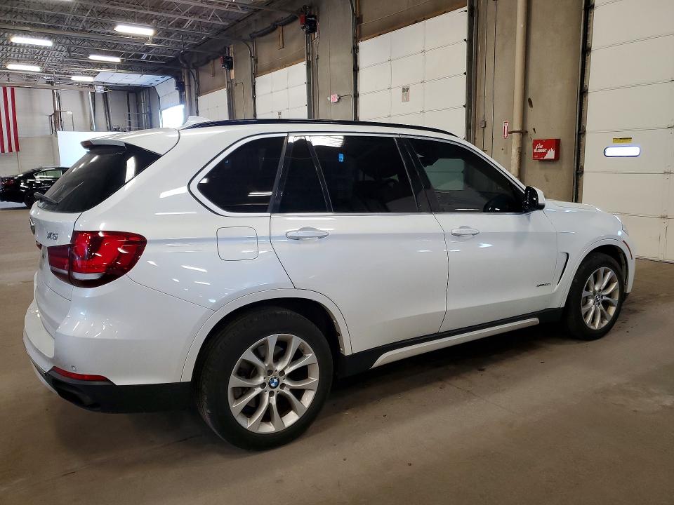 2015 BMW X5 VIN 5UXKR6C57F0J77046 COPART salvage auction — MECHANICAL, Mn - Certificate Of Title, sold $3,000 on 2026-07-28 (photo 3)