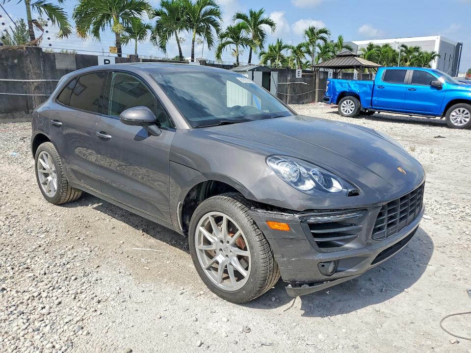 2016 Porsche Macan VIN WP1AB2A55GLB40847 COPART salvage auction — MECHANICAL, Nc - Certificate Of Title, sold $2,900 on 2026-07-31 (photo 4)