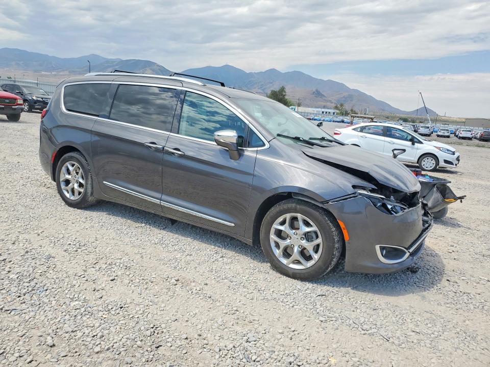 2018 Chrysler Pacifica VIN 2C4RC1GG6JR357763 COPART salvage auction — FRONT END, Ut - Salvage Certificate, sold $2,300 on 2026-08-21 (photo 4)