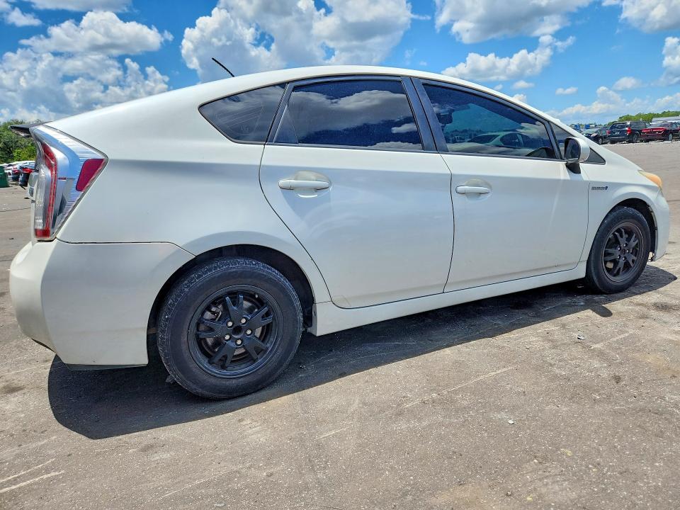 2013 Toyota Prius VIN JTDKN3DU3D5682938 COPART salvage auction — FRONT END, Fl - Certificate Of Title, sold $2,900 on 2026-07-15 (photo 3)
