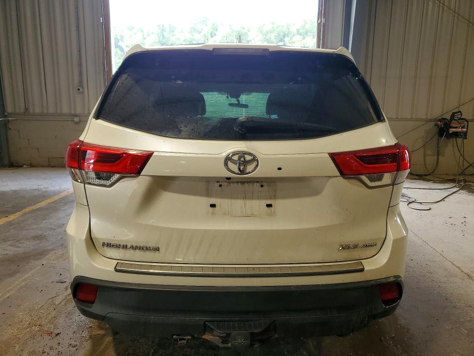 2017 Toyota Highlander VIN 5TDJZRFH7HS429625 COPART salvage auction — FRONT END, Pa - Certificate Of Salvage, sold $7,500 on 2026-07-29 (photo 6)