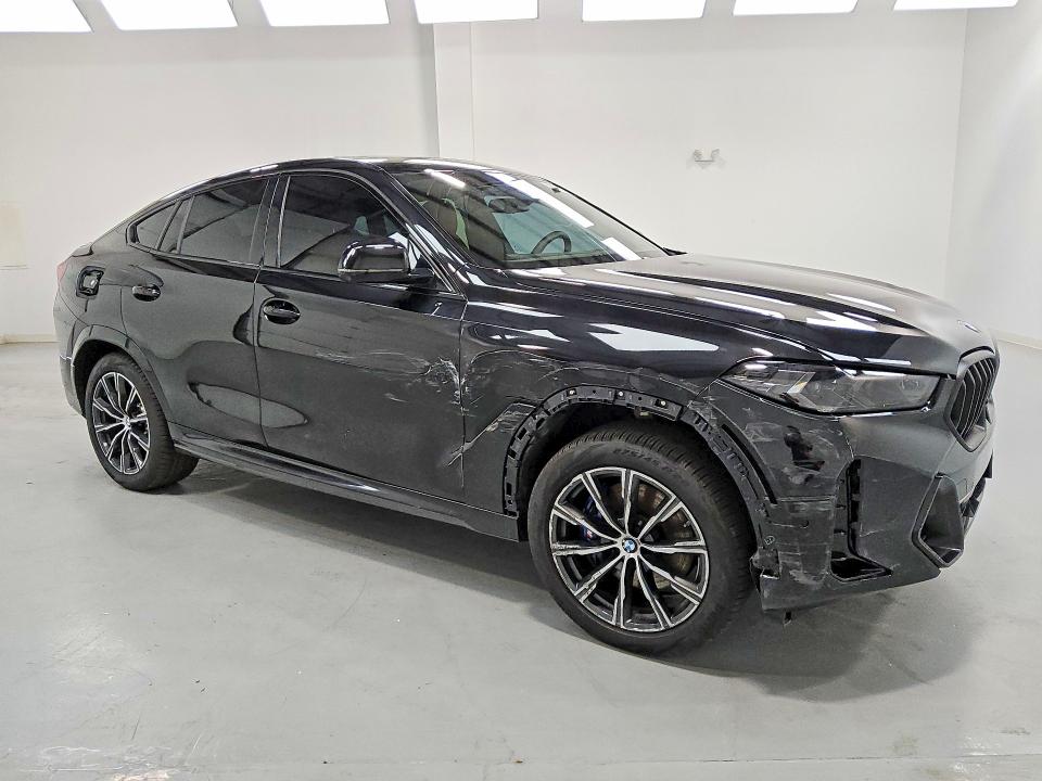 2026 BMW X6 VIN 5UX33EX02T9280462 COPART salvage auction — FRONT END, Fl - Certificate Of Title, sold $9,000 on 2026-07-27 (photo 4)