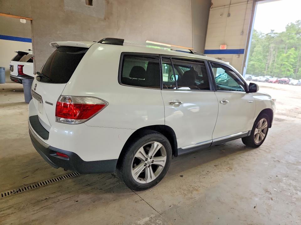 2012 Toyota Highlander VIN 5TDYK3EH9CS071230 COPART salvage auction — ROOF, Va - Cert Of Title - Salvage, sold $300 on 2026-07-24 (photo 3)