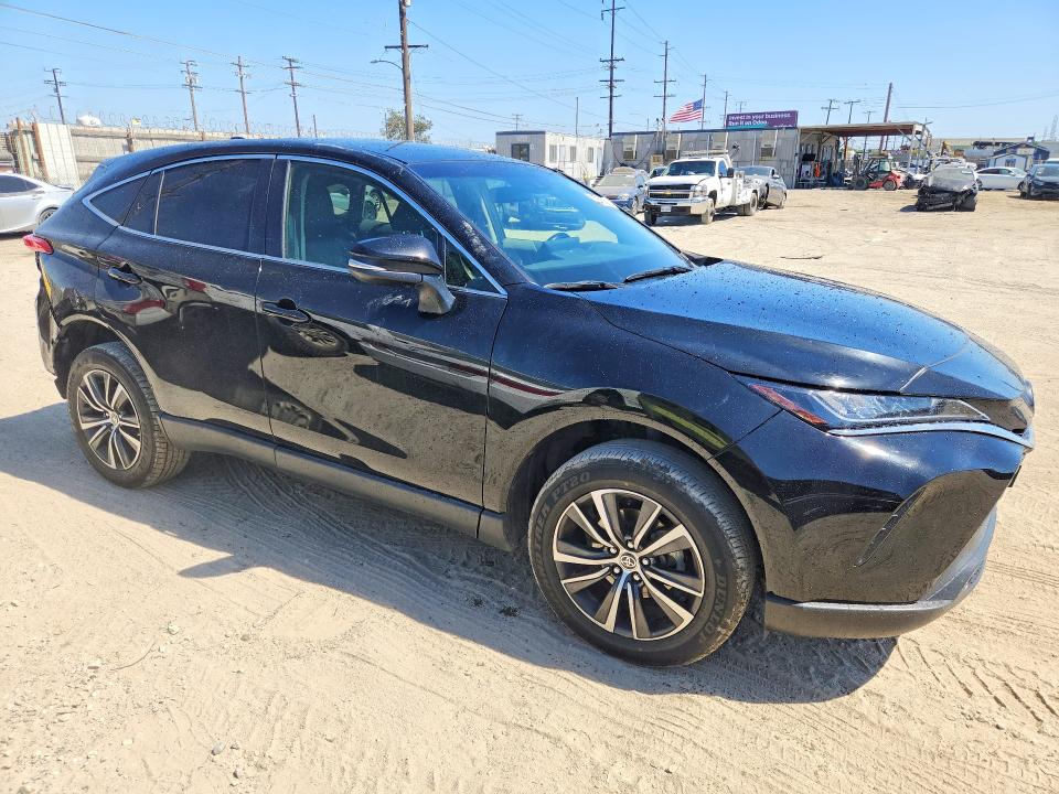2022 Toyota Venza VIN JTEAAAAH6NJ101911 COPART salvage auction — REAR END, Ca - Dis/Dlr/Exp Only Clean Title (P), sold $12,500 on 2026-08-24 (photo 4)