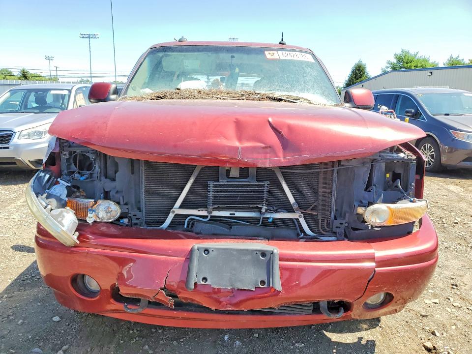 2003 Gmc Yukon VIN 1GKEK63U63J185370 COPART salvage auction — FRONT END, Md - Cert Of Salvage > 75% Damage (P), sold $475 on 2026-07-28 (photo 5)