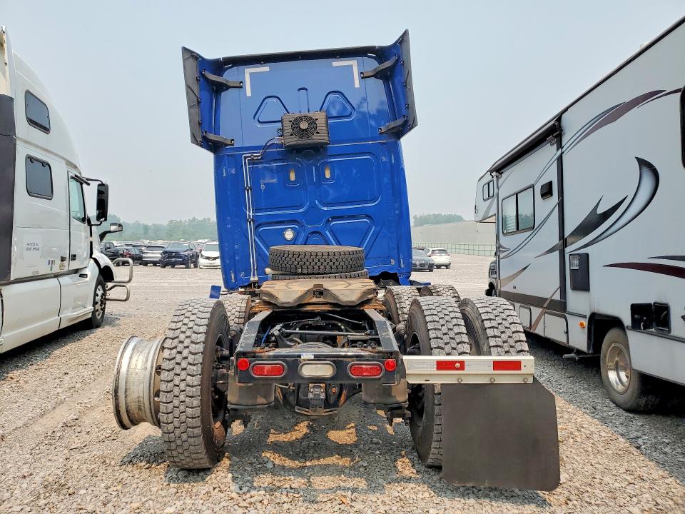 2024 Freightliner Cascadia VIN 3AKJHHDR8RSVB0685 COPART salvage auction — FRONT END, AZ - CERT OF TITLE - SALVAGE, sold $28,250 on 2026-08-06 (photo 6)