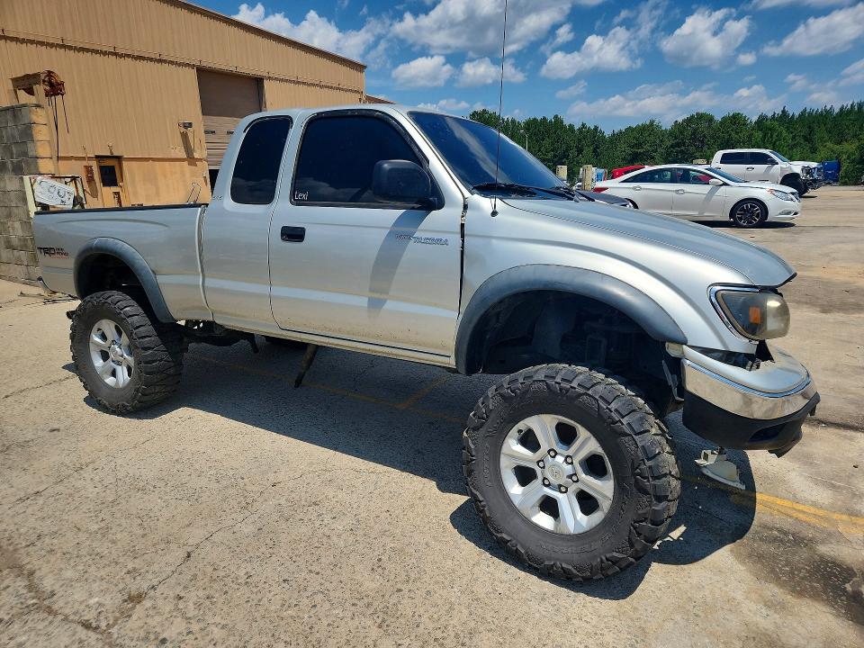 2003 Toyota Tacoma VIN 5TEWN72N03Z195096 COPART salvage auction — FRONT END, Sc - Cert Of Title-Salvage, sold $1,650 on 2026-07-31 (photo 4)