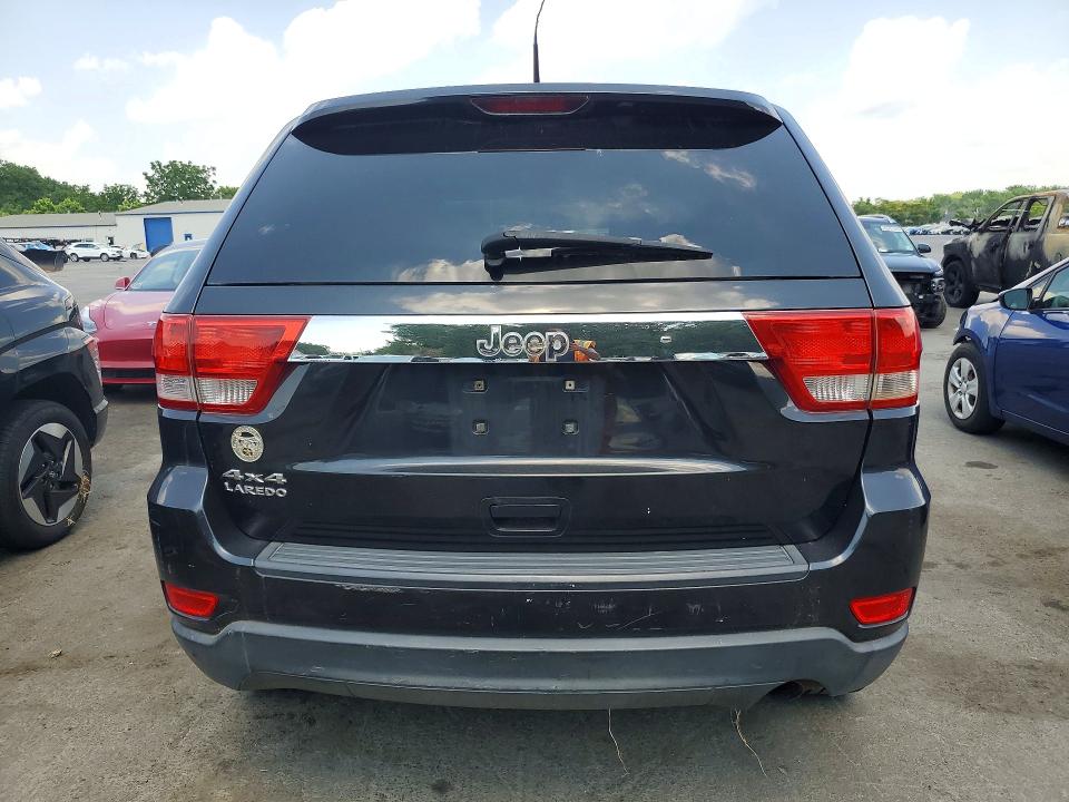 2011 Jeep Grand cherokee VIN 1J4RR4GG4BC515389 COPART salvage auction — MINOR DENT/SCRATCHES, Pa - Cert Of Title, sold $1,000 on 2026-07-09 (photo 6)